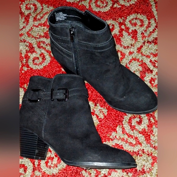 Ankle boot - Picture 1 of 3
